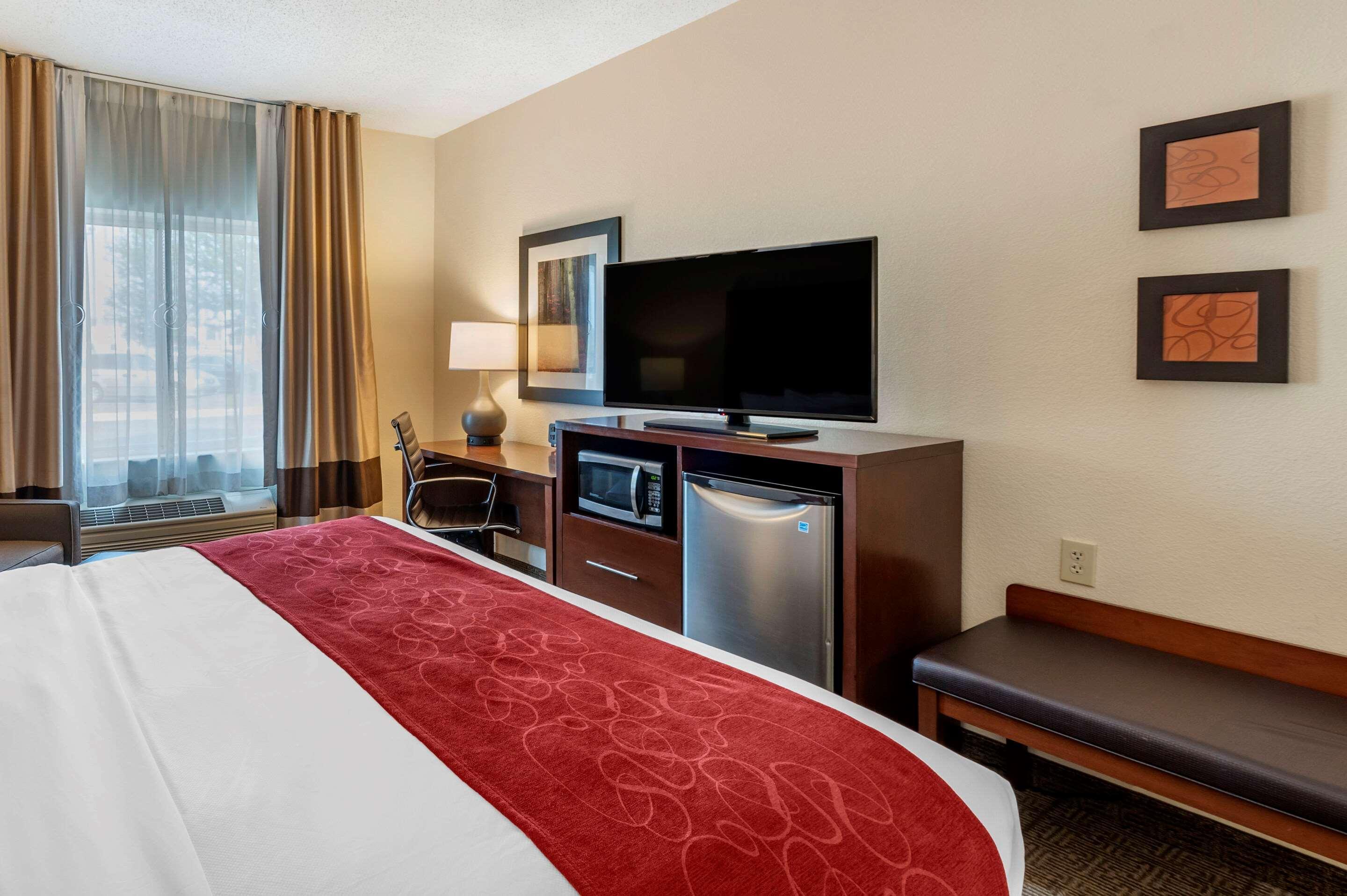 Comfort Suites Columbus West - Hilliard Exteriör bild
