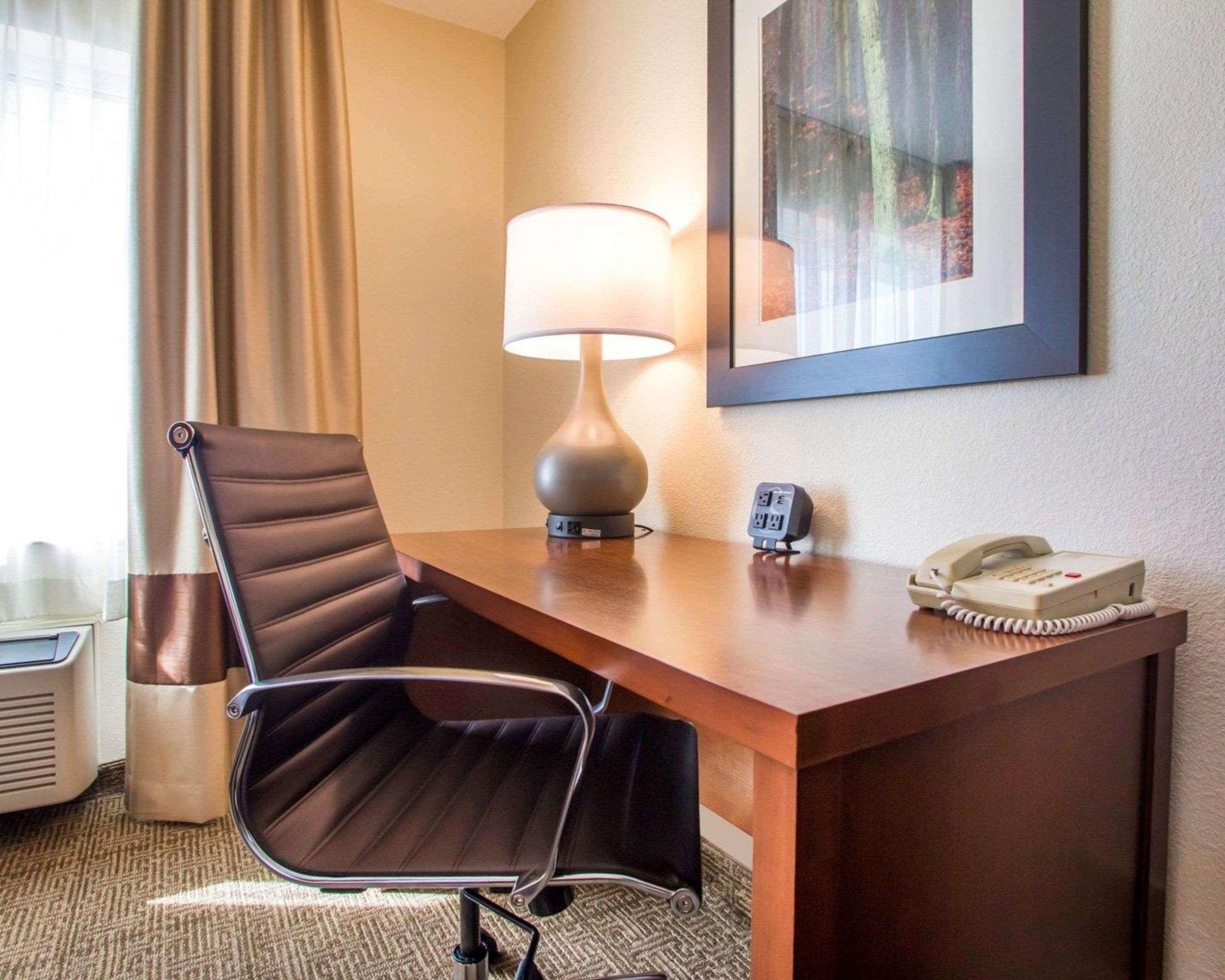 Comfort Suites Columbus West - Hilliard Exteriör bild