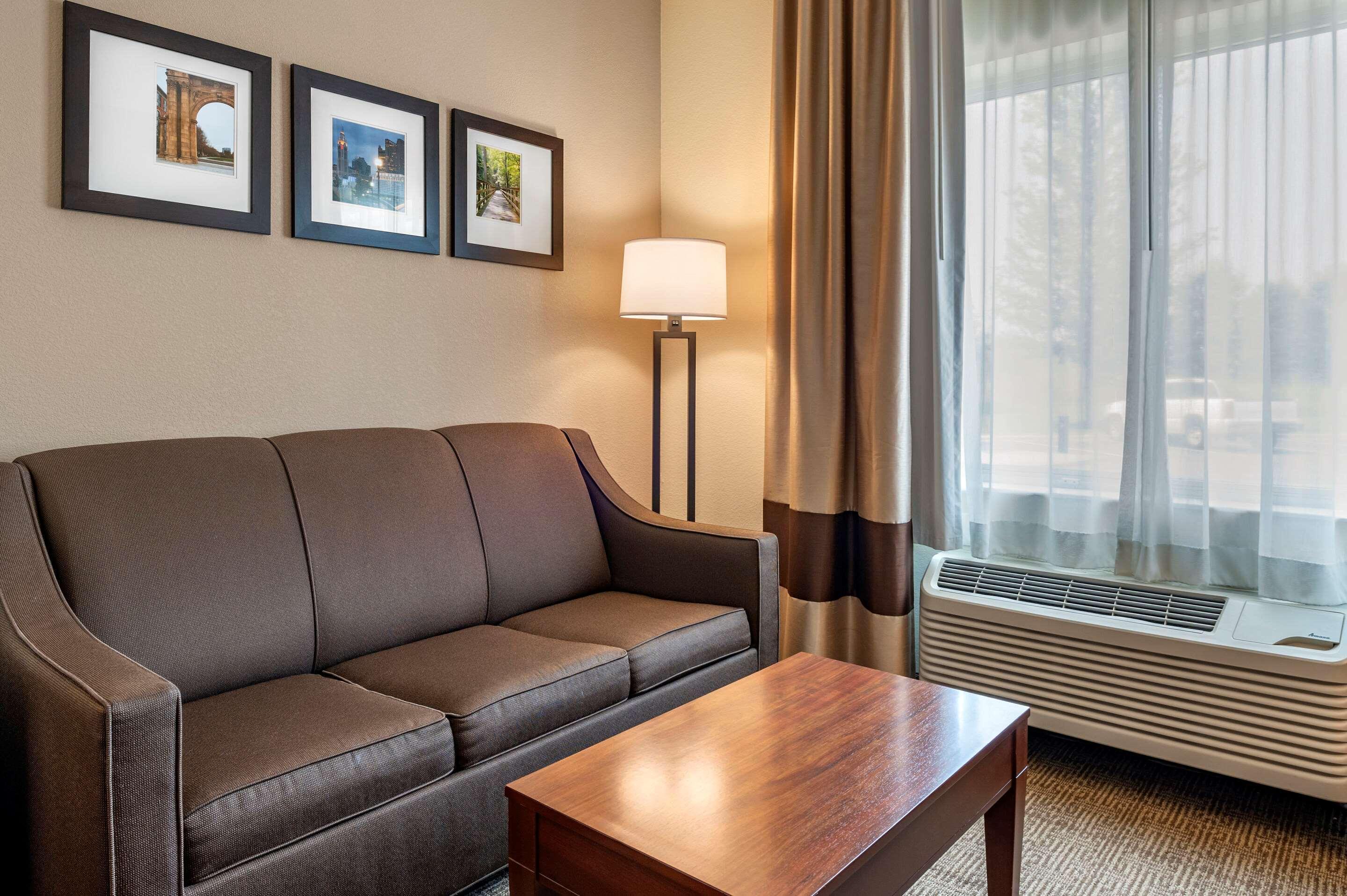Comfort Suites Columbus West - Hilliard Exteriör bild