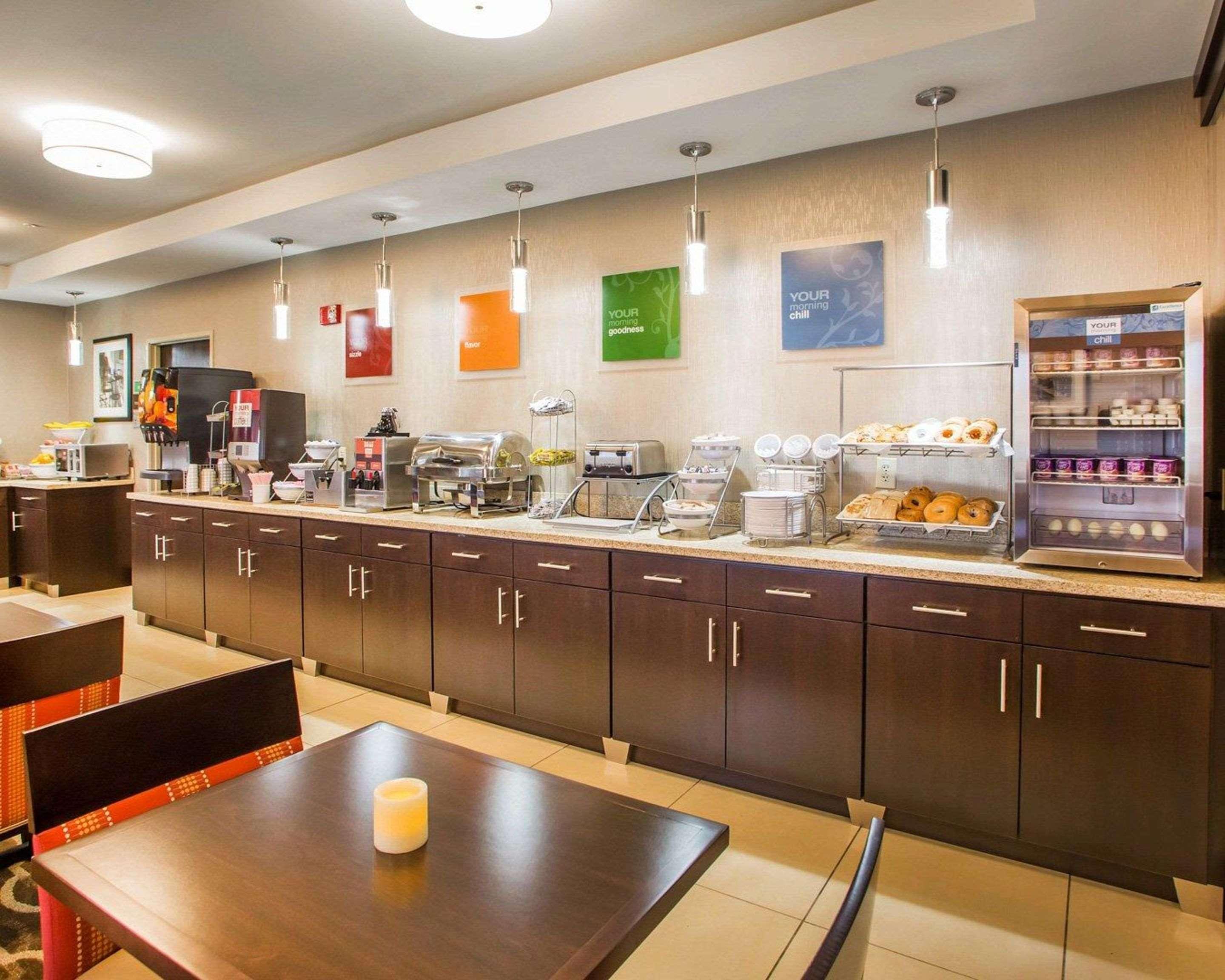 Comfort Suites Columbus West - Hilliard Exteriör bild